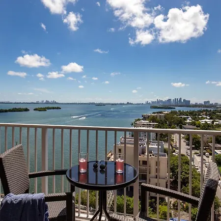 Shorecrest Miami Bay Luxury Apartments